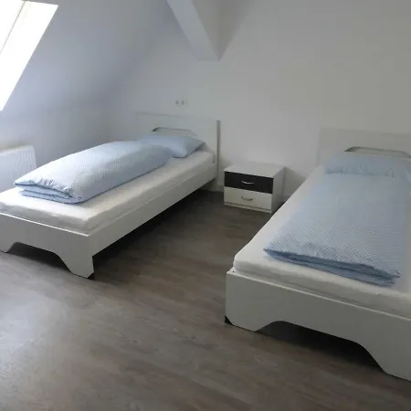 Ferienwohnung Bei Angelo * Михельштадт