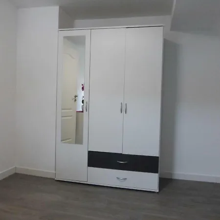 Ferienwohnung Bei Angelo Михельштадт