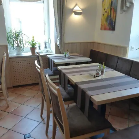 Ferienwohnung Bei Angelo * Михельштадт